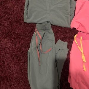 Figs Gray Women's Joggers with Pink Drawstring